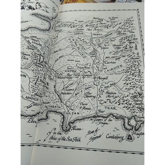 Towers Of Midnight The Gathering Storm,Knife Of Dreams FEs by Jordan Hardcover - Picture 6 of 13